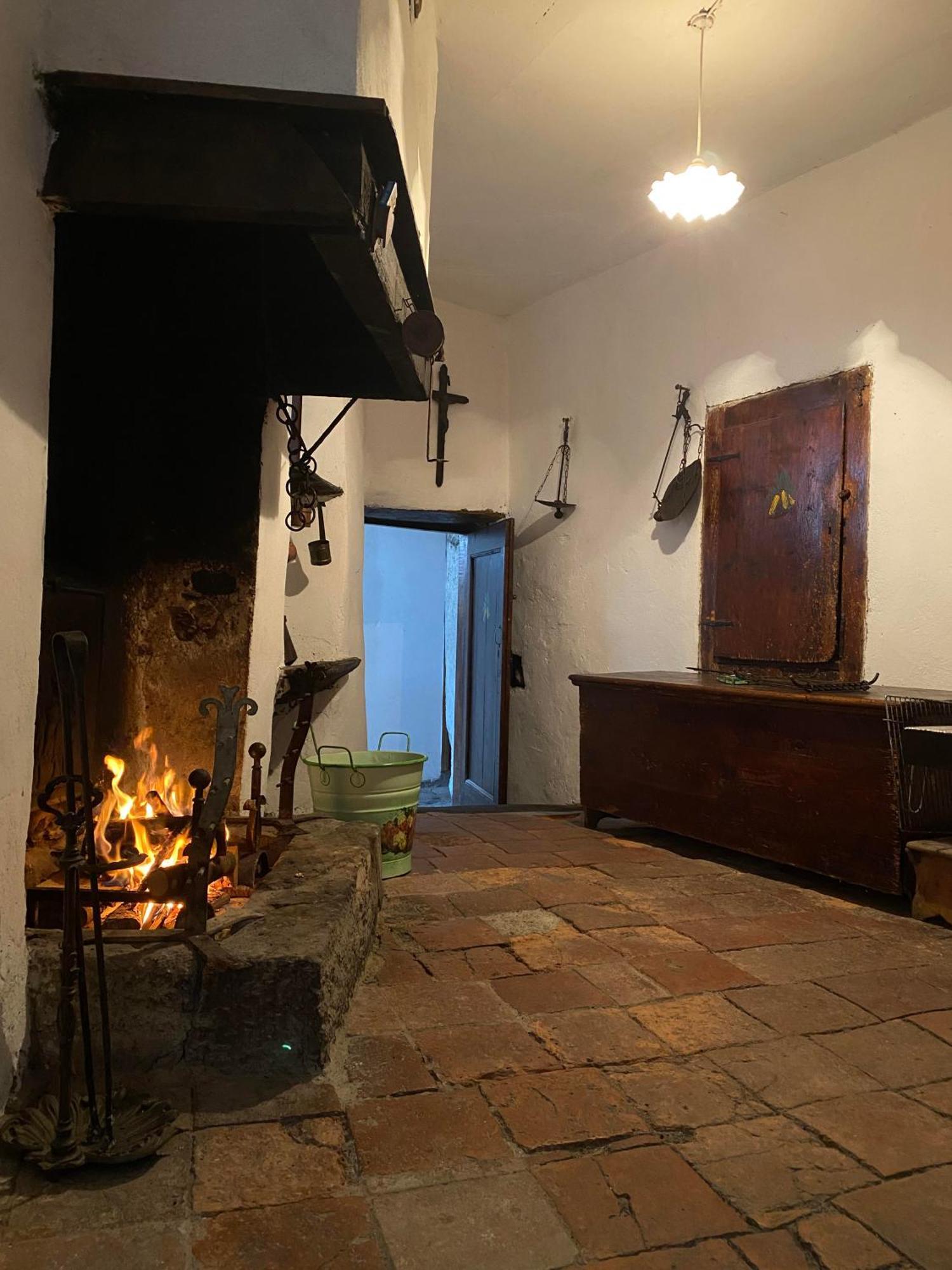 Вилла Casa Nel Centro Storico Di Борно Экстерьер фото